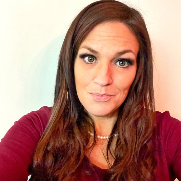 Meet your Posher, Crystal - Picture 1 of 1